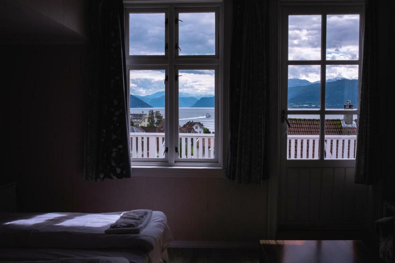 Kringsja Hotel Balestrand Exterior photo
